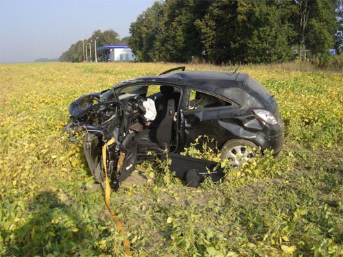 аварія Opel Corsa та Citroen Berlingo