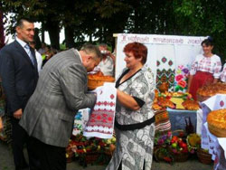 До 20-ї річниці Незалежності України на Вінниччині відкрили новий спортивний комлекс та амбулаторію сімейної медицини
