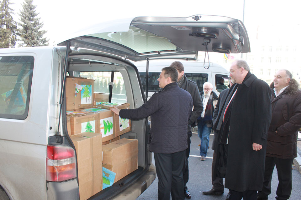 Громада міста Кельце передала допомогу для вінничан