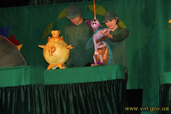 у Вінниці стартував фестиваль "Подільська лялька - 2013"