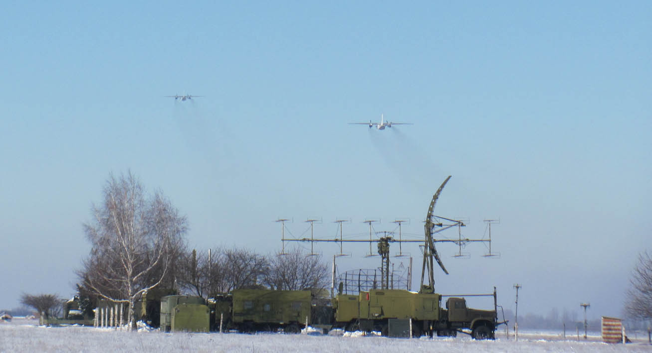 Над Вінницею літали Ан-26 та вертольоти Мі-8
