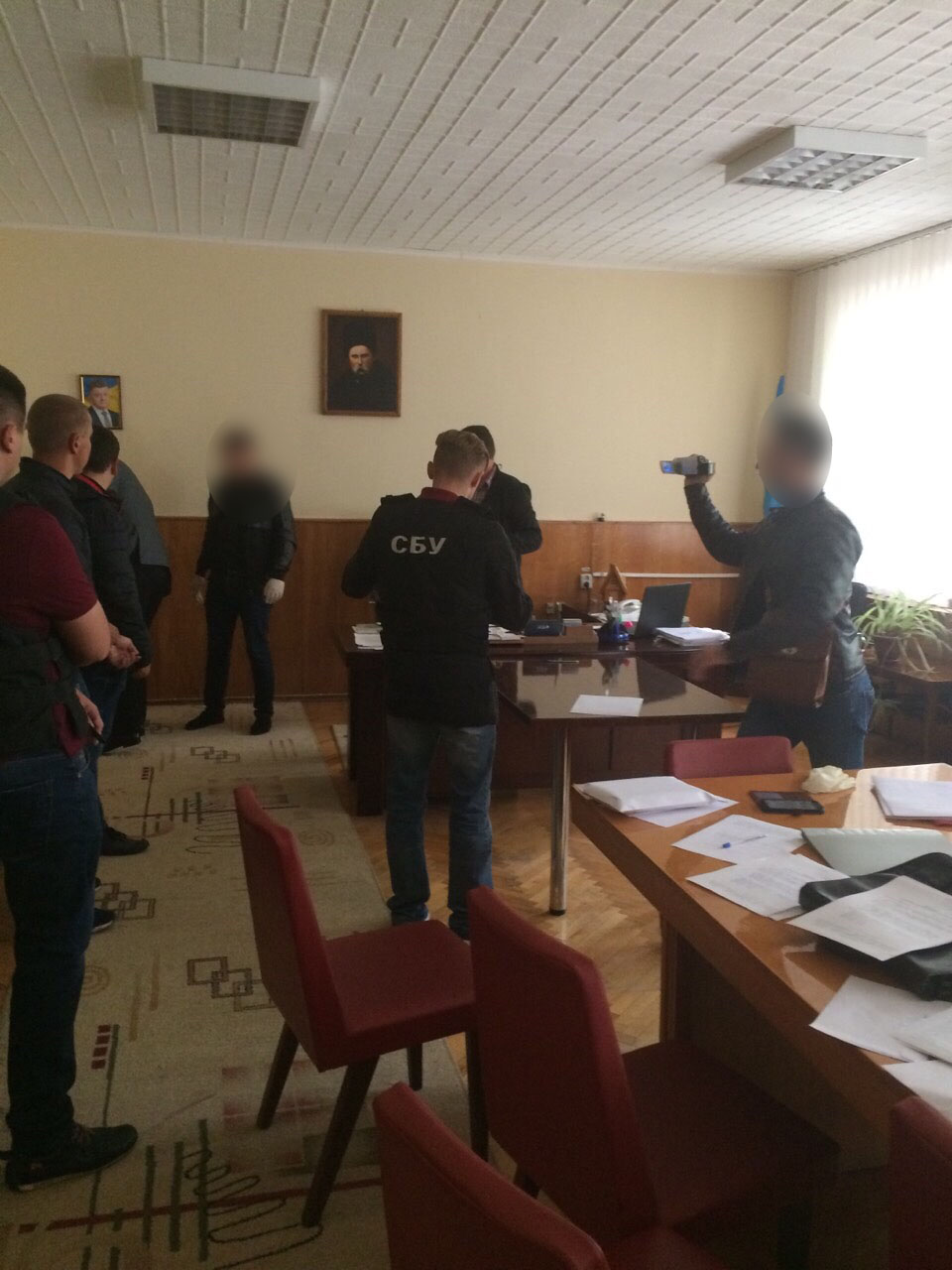 Депутата Вінницької обласної ради затримали з хабарем 
