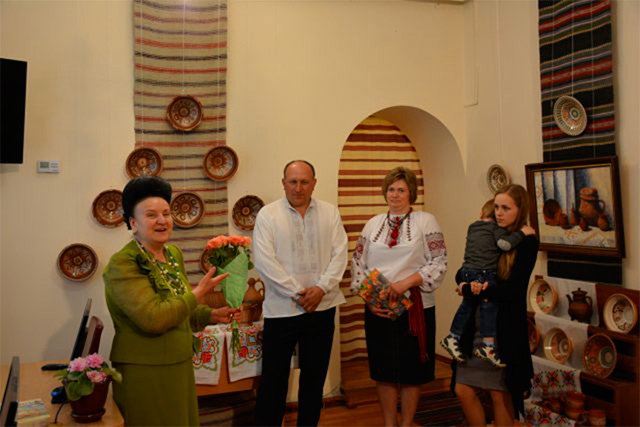 Вінничан запрошують відвідати виставку гончарного мистецтва