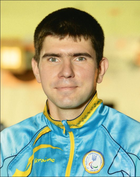 Порошенко нагородив бронзового призера Паралімпійських ігор Олексія Денисюка орденом "За мужність"