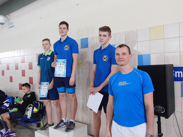 Вінничанин  Олексій Хникін посів перше місце на Кубку України з плавання серед молоді