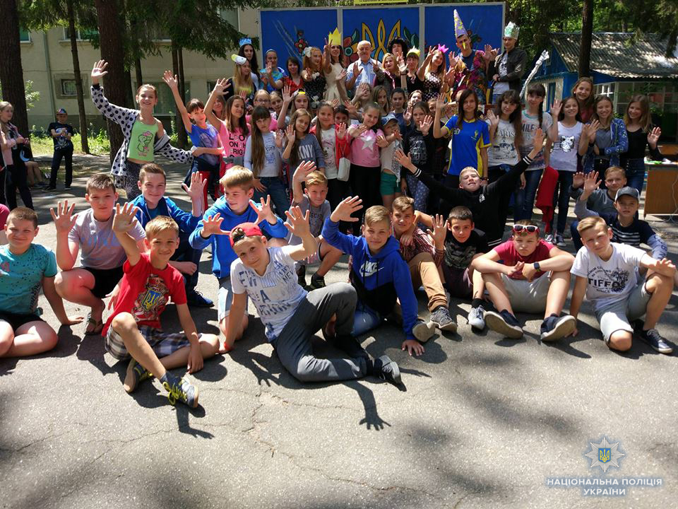 Вінницьких діток запрошують на літній відпочинок у відомчому дитячомутаборі ім. Рябчинської