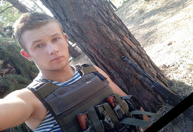 В зоні бойових дій загинув 19-річний боєць із Хмільницького району Олександр Микитюк