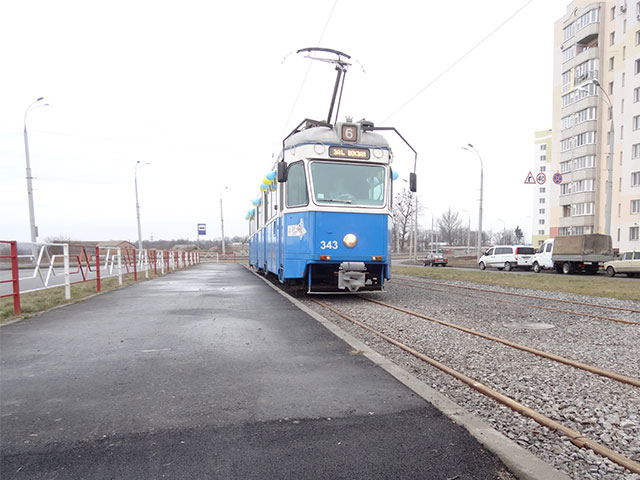 Трамваї № 6 та № 2 відсьогодні їздять за новими маршрутами – у Вінниці відкрито новозбудовану колію