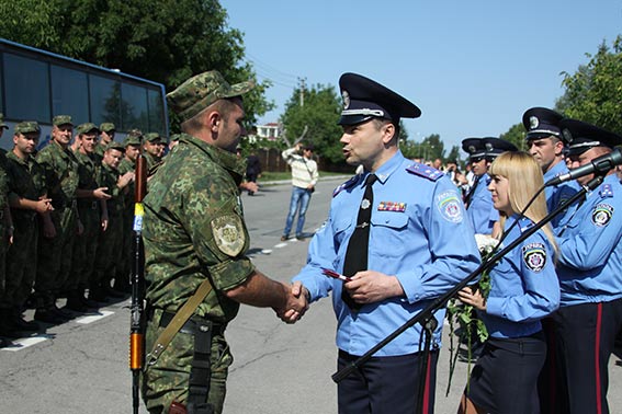 До Вінниці із зони АТО без втрат повернулись 80 вінницьких правоохоронців