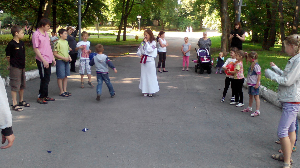 У п’ятницю 4 липня на Галявині творчості біля ККЗ «Райдуга» відбулося свято присвячене культурі та традиціям України