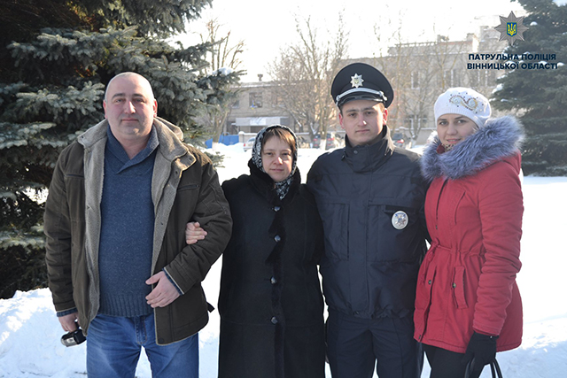 У Вінниці ще дев'ять патрульних присягнули на вірність українському народу