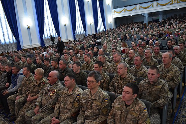 Вінницьких військовослужбовців привітали з нагоди Дня захисника України