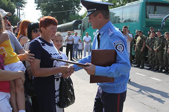 Вінницькі міліціонери повернулись із зони АТО до своїх родин