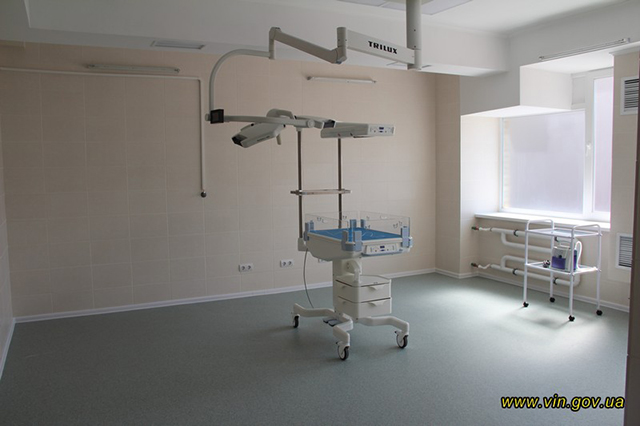У Вінницькій обласній дитячій лікарні відкрили сучасний операційний блок