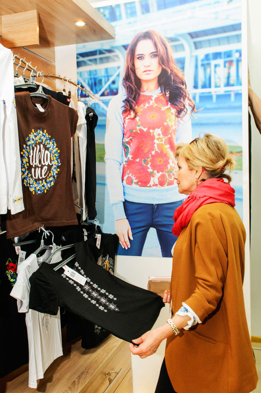 У Вінниці відкрився перший фірмовий магазин патріотичного одягу «Фолк Мода»
