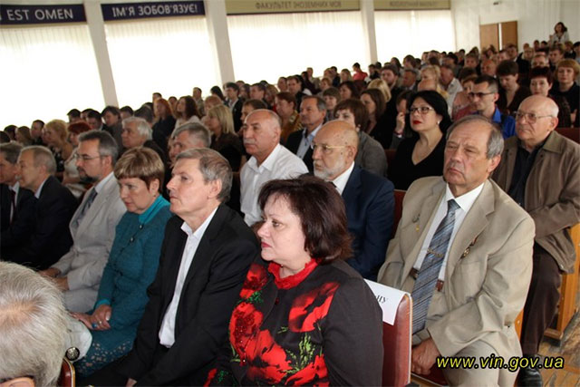 Донецький національний університет відзначив у Вінниці свій піввіковий ювілей