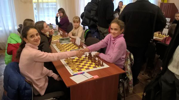 Юні вінницькі шахісти достойно виступили на півфіналі чемпіонату України 