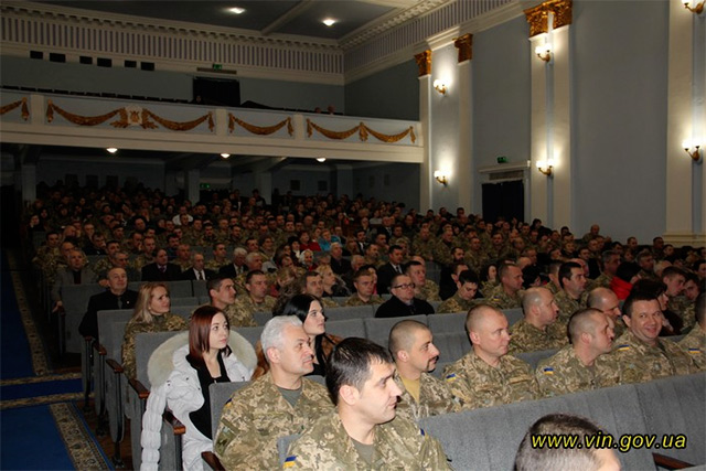 З нагоди 25-ї річниці Збройних Сил України привітали особовий склад Вінницького гарнізону Повітряних Сил
