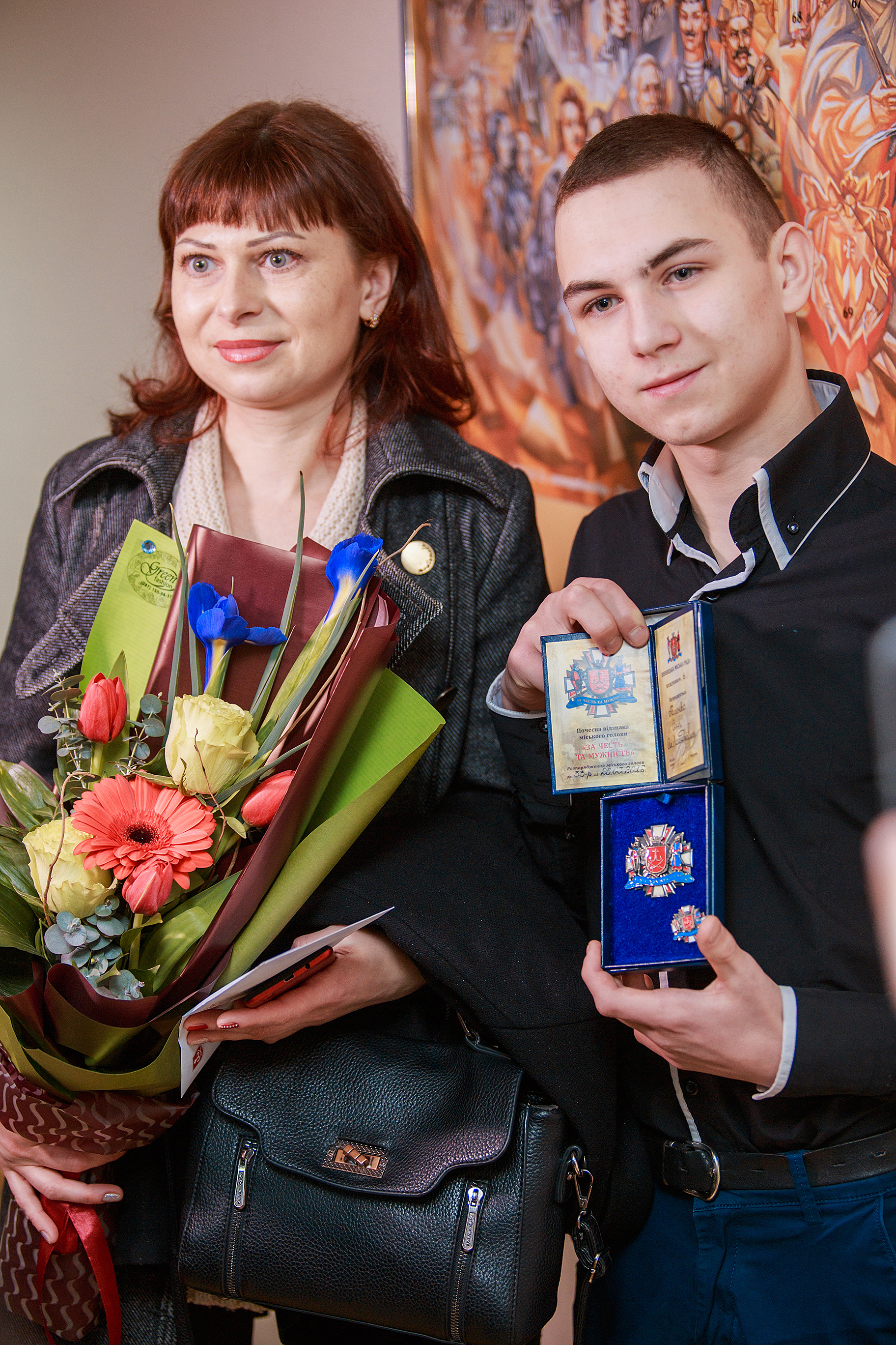 Юного рятівника Олега Галенка, який витягнув іншого хлопчика з-під криги, нагородили Почесною відзнакою міського голови «За честь та мужність»