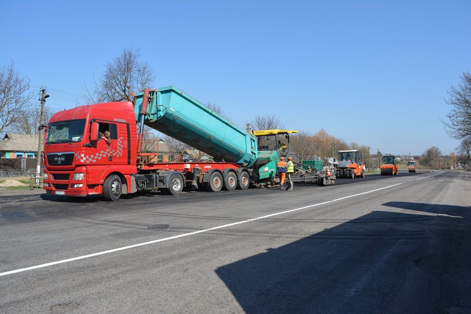 У 2018 році на Вінниччині заплановано привести до ладу 54 км. траси М-12. Роботи вже розпочато.
