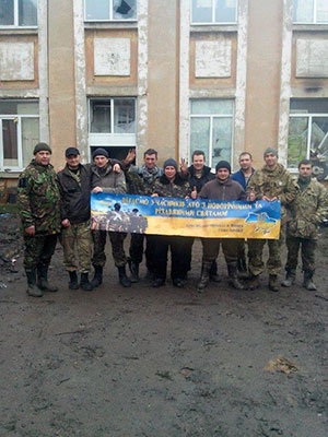 Вінничани відвезли гостинці «українським кіборгам»