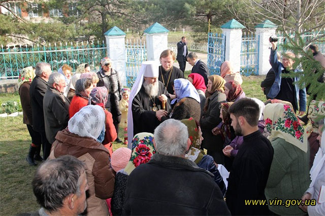 На Вінниччині три храми української православної церкви передали у власність релігійним громадам
