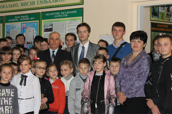 У школах міста Бершаді стартував  «Зелений проект» по сортуванню сміття ініційований Олексієм Порошенко