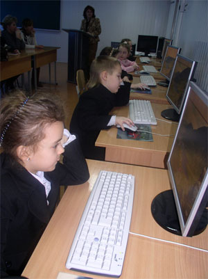 комп\'ютерний клас у вінницькій школі