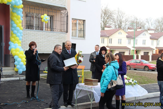 16 вінницьких сімей отримали нові помешкання в рамках реалізації програми «Доступне житло»