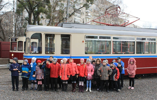 перша організована екскурсія до Музею трамваю
