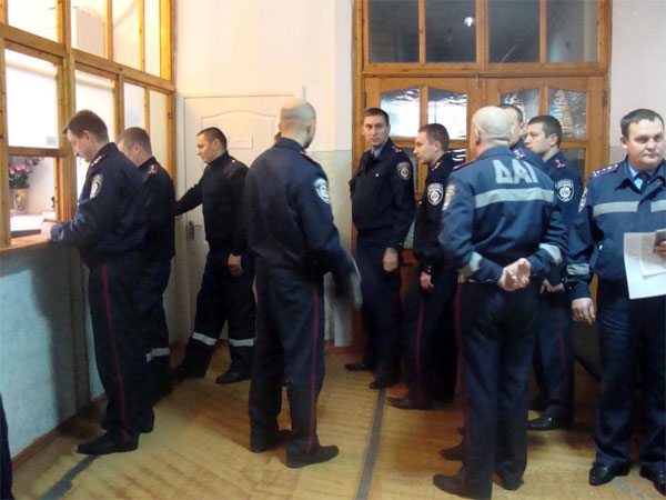 Працівники Державтоінспекції Вінниччини здали  кров для постраждалих у ДТП