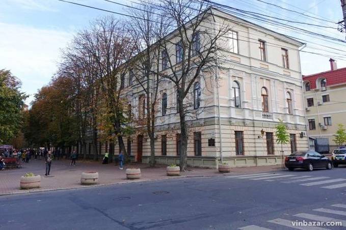 В працівника Вінницького міського суду підтвердили коронавірус