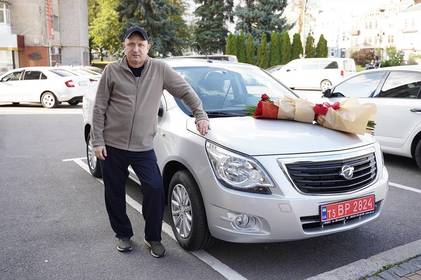 Учасник АТО Володимир Каширцев отримав сертифікат на придбання автомобіля 