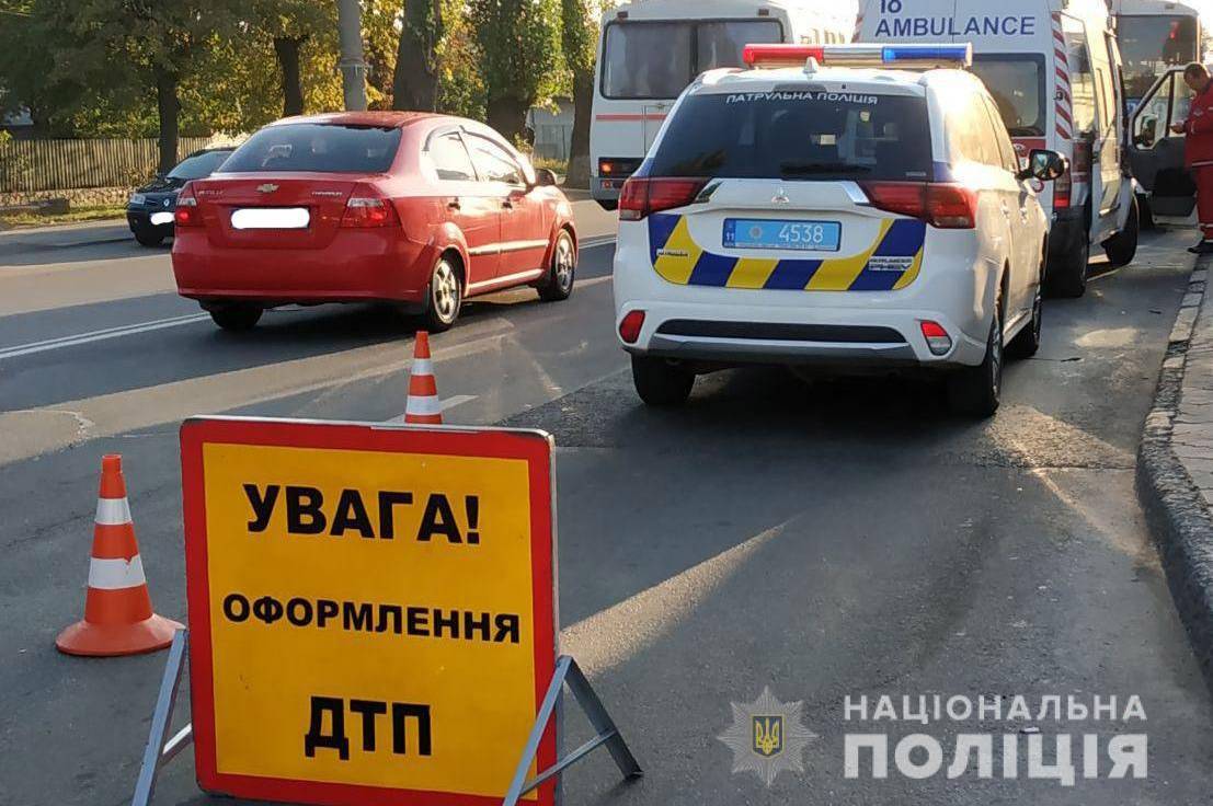 На Немирівському шосе в ДТП загинув пішохід