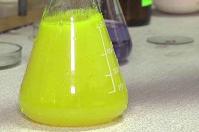 "Вінницяміськтеплоенерго" фарбуватиме воду в зелений колір, аби перевірити, чи є витоки на тепломережах