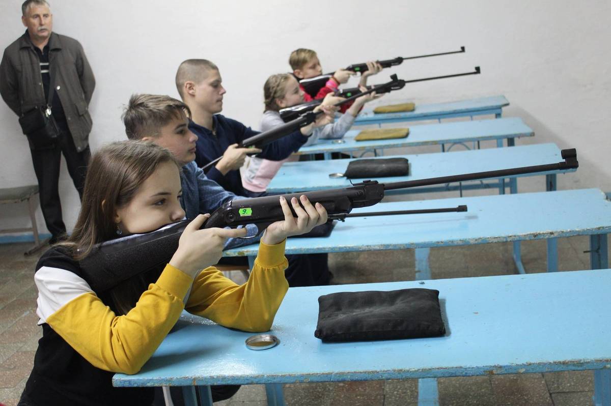 В Палаці дітей та юнацтва провели змагання зі стрільби кульової