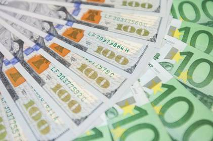 Ціна за долар, євро та злотий: курс валют на середу, 27 березня