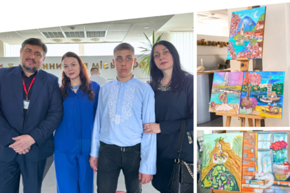 У холі міськради презентували художню виставку вінничанина Нікіти Кубаря: чим вона унікальна