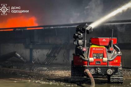 На Одещині третій день палає пожежа - вже гасять роботи