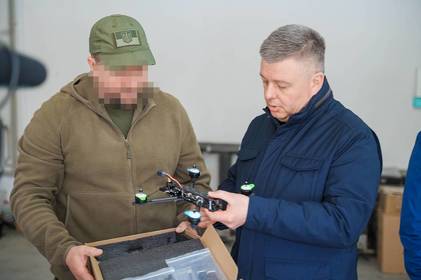 Вінницька громада передала військовим 60 ударних FPV-дронів
