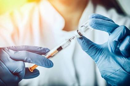 У Британії проходить фінальний етап випробувань вакцини від раку