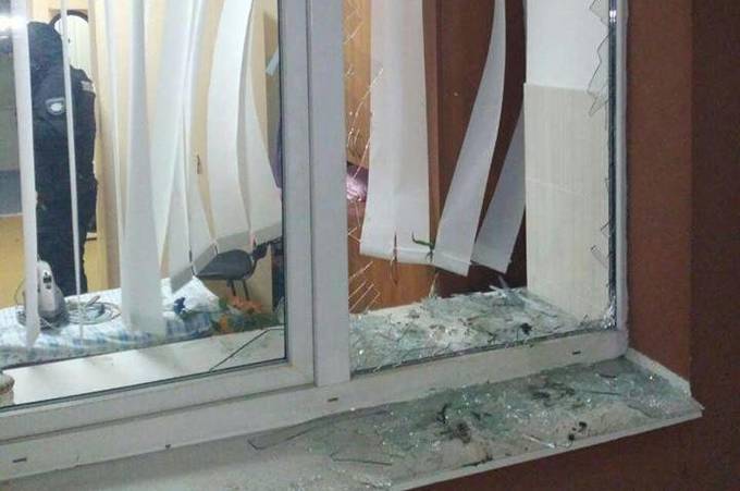 У Вінниці молодик розбив вікно лікарні та вкрав гроші у медпрацівниці