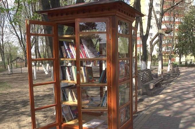 У Вінниці з’явилась перша "вулична" бібліотека