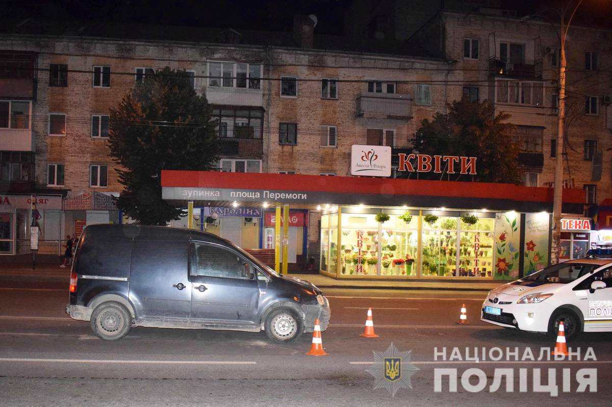 На проспекті Коцюбинського  під колесами авто загинула жінка
