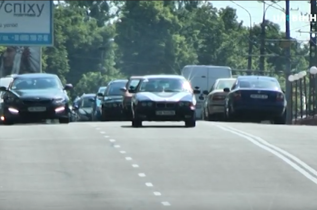 Одинадцять авто з іноземною реєстрацією протягом серпня розмитнили на вінницькій митниці ДФС