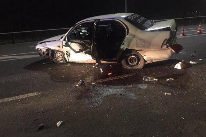 В лікарні померла 20-річна пасажирка машини таксі, яке днями потрапило в автотрощу