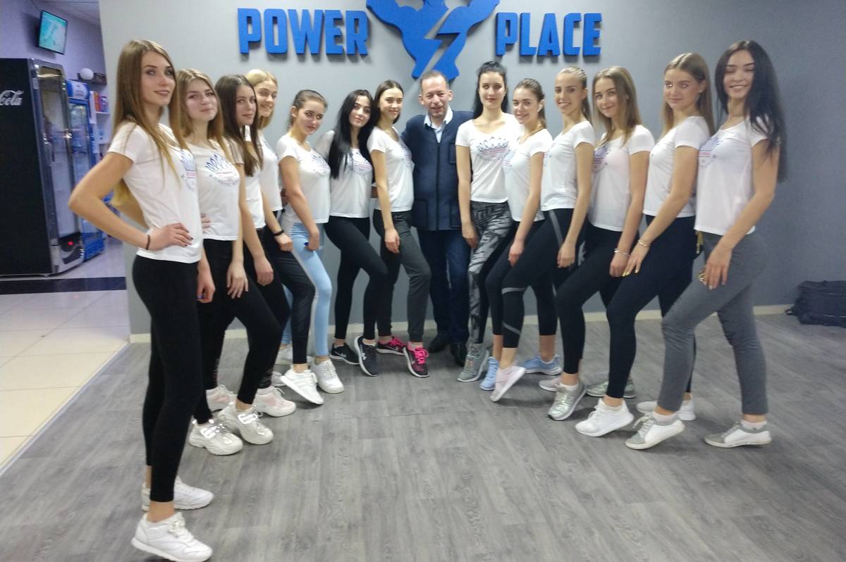 Квітник в спортзалі: претендентки на корону «Міс Вінниця 2020» взялись за гантелі