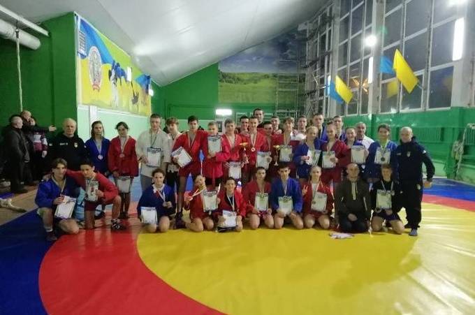 Вихованці 5-ї спортивної школи здобули перше командне місце у Кубку міста з боротьби самбо