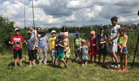 На Вишенському озері з нагоди Дня рибалки провели дитячі змагання з риболовлі