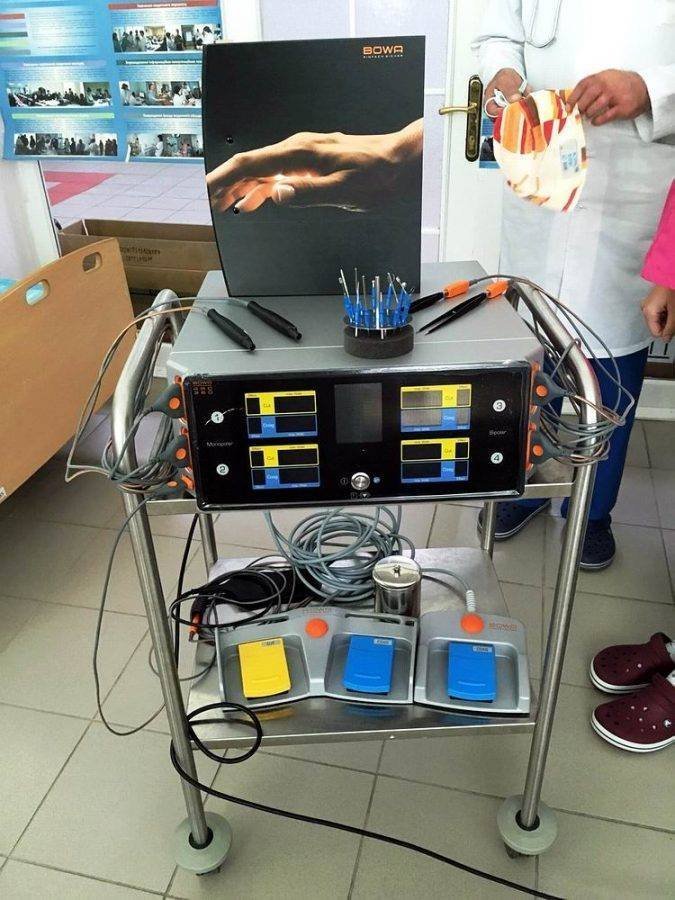 Фонд ПриватБанку передав партію унікального хірургічного обладнання 10 дитячим лікарням